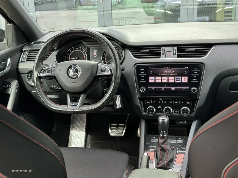 Skoda Octavia III 9