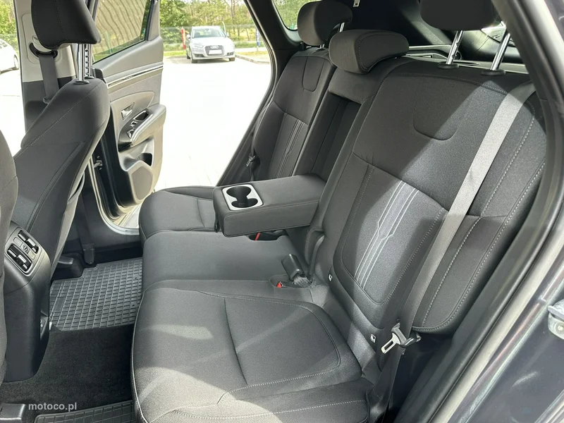 Hyundai TUCSON 12