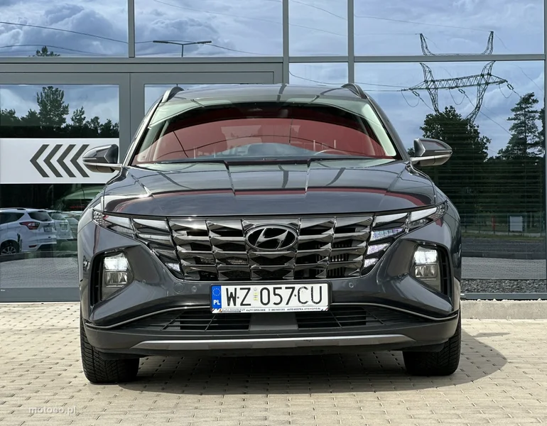 Hyundai TUCSON 4
