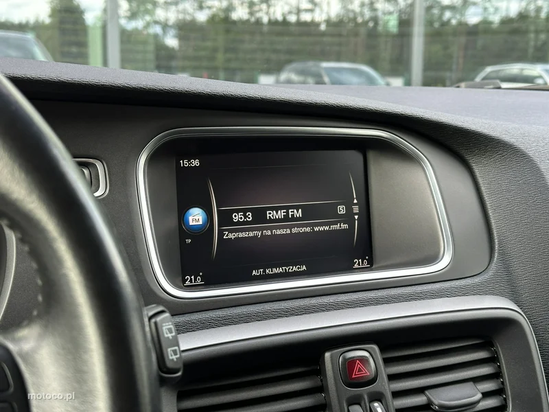 Volvo V40 20