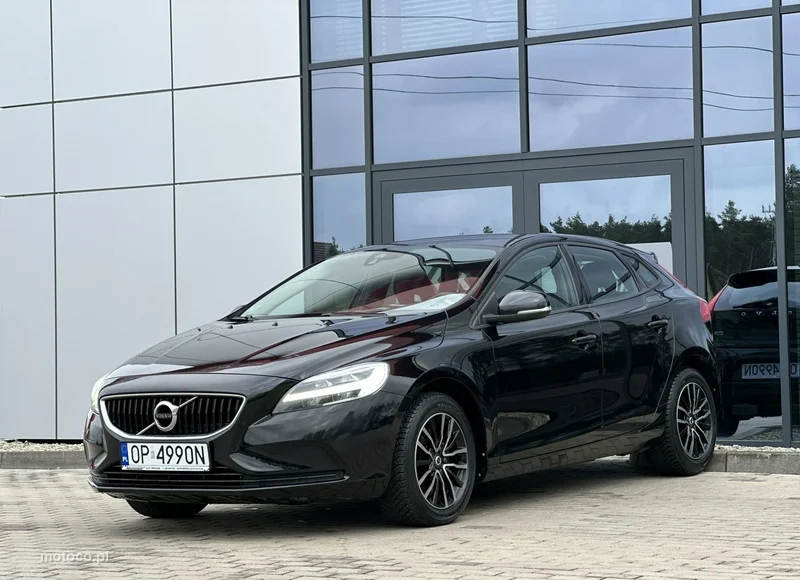 Volvo V40 3