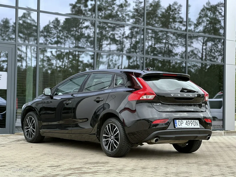 Volvo V40 7