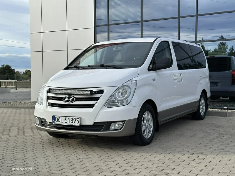 Hyundai H-1 3