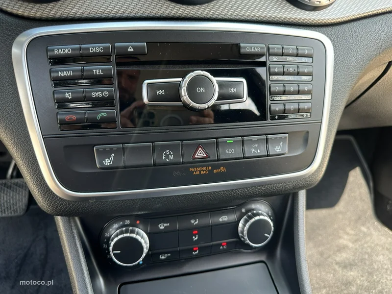 Mercedes-Benz GLA X156 GLA 200 26