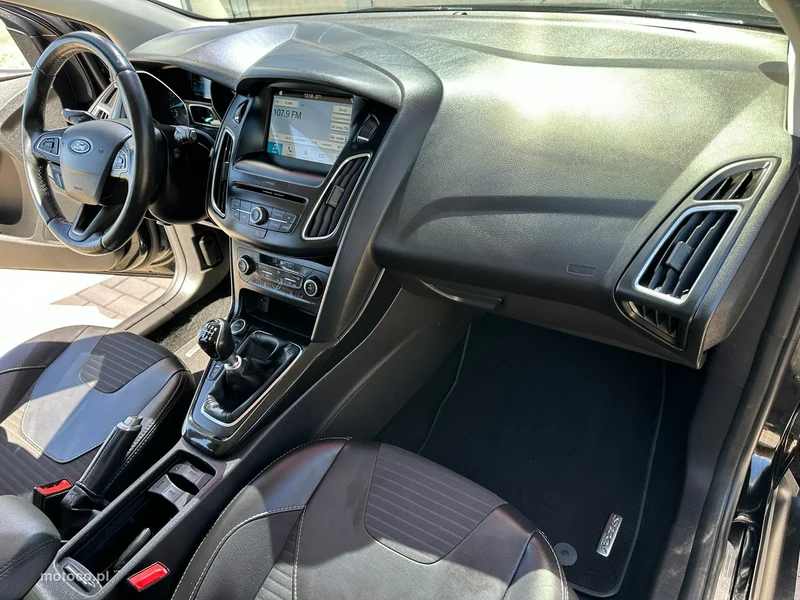 Ford Focus III 14