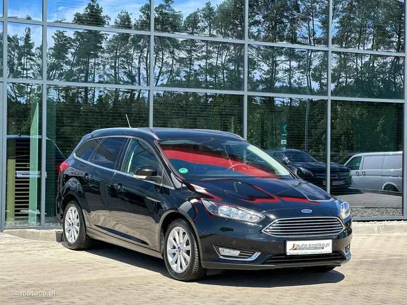 Ford Focus III 5