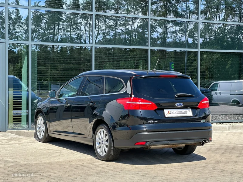 Ford Focus III 6