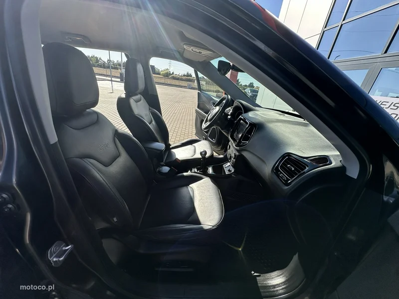 Jeep Compass 14