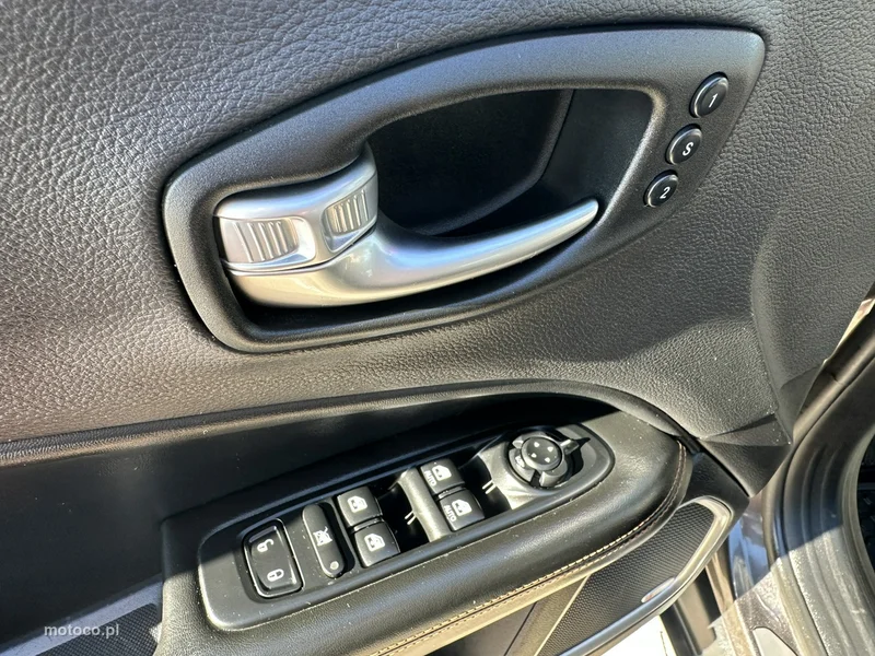 Jeep Compass 16