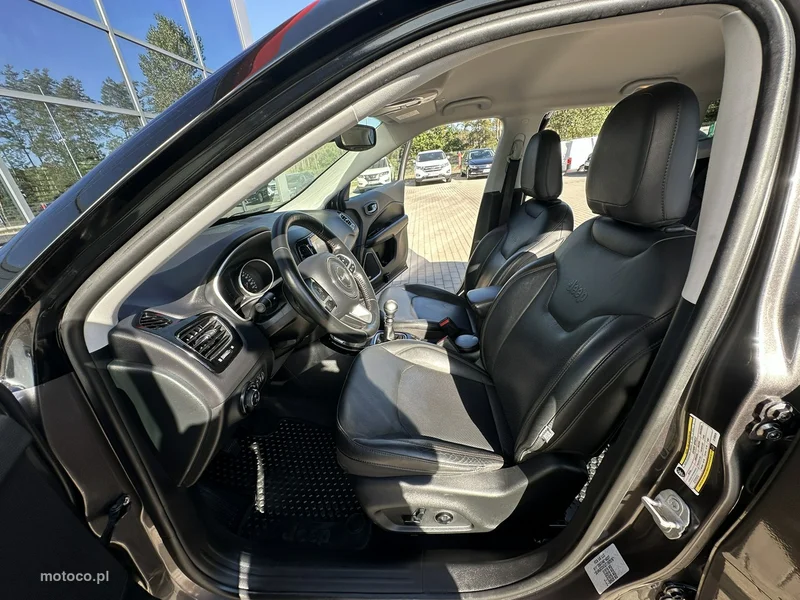 Jeep Compass 10