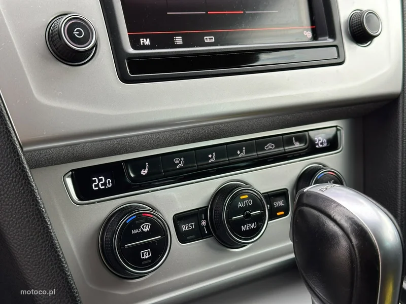 Volkswagen Passat Variant B8 22
