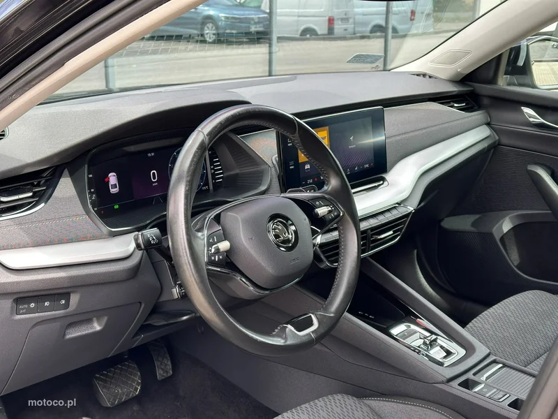 Skoda Octavia IV 12