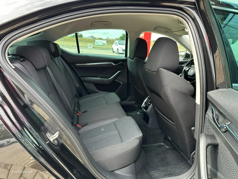 Skoda Octavia IV 15