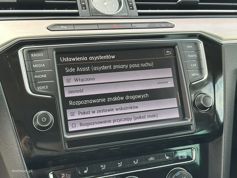 Volkswagen Passat Variant B8 27