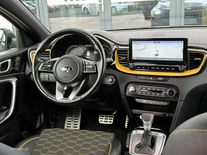 Kia XCeed 11
