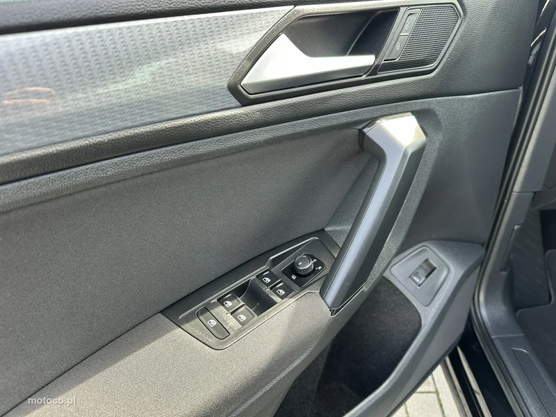 Volkswagen Tiguan AD 28