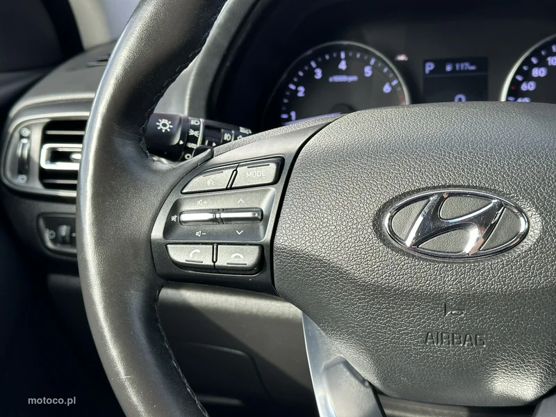 Hyundai i30 18
