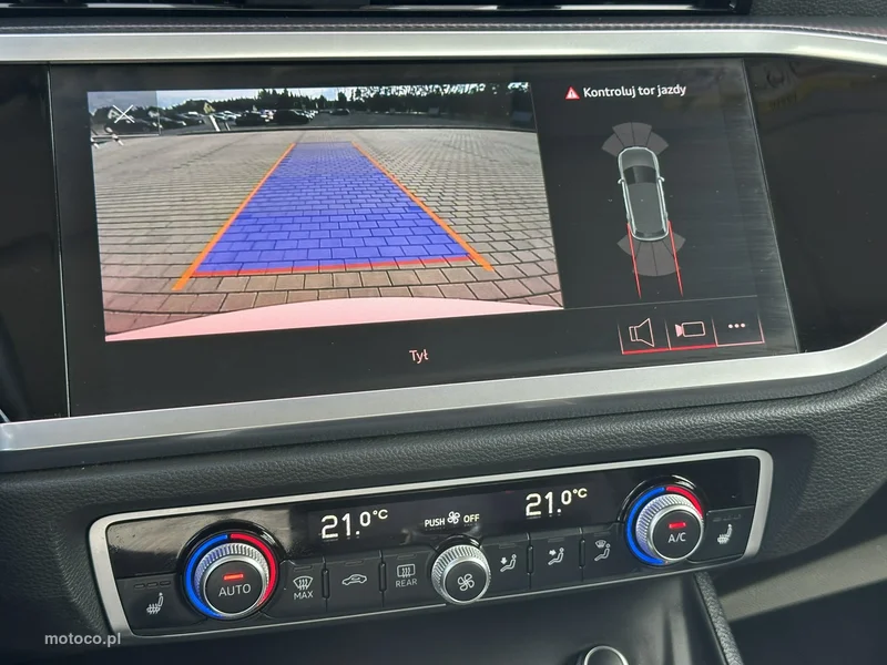 Audi Q3 F3 24