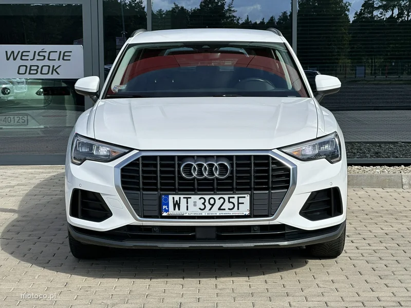 Audi Q3 F3 4