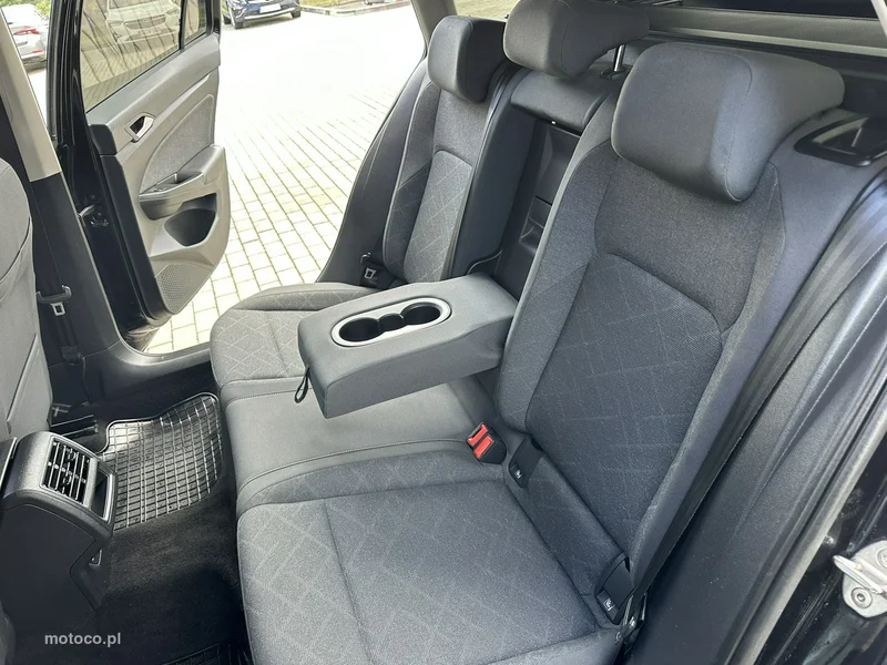 Volkswagen Golf Variant 12