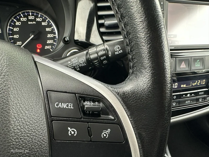 Mitsubishi Outlander 17