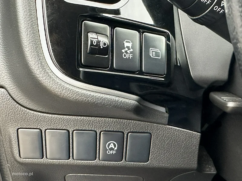 Mitsubishi Outlander 23
