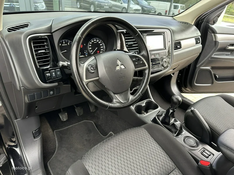 Mitsubishi Outlander 9