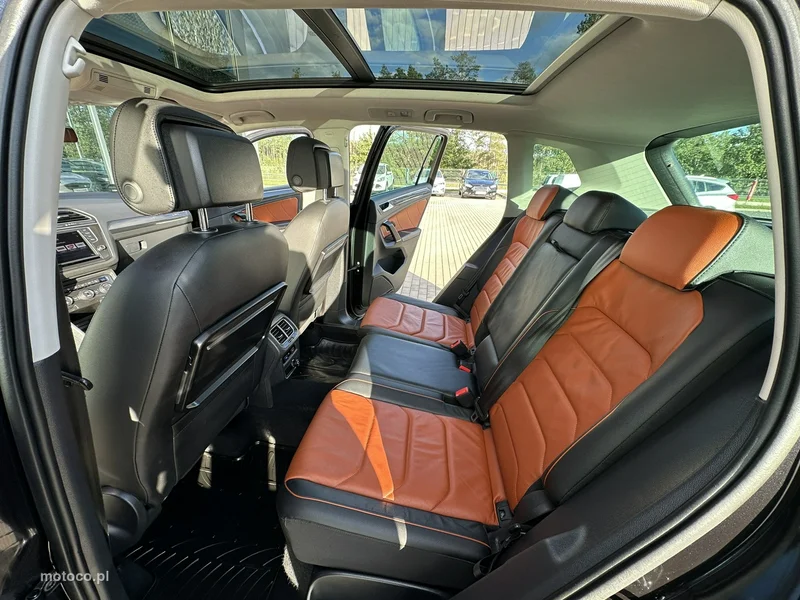 Volkswagen Tiguan AD 12