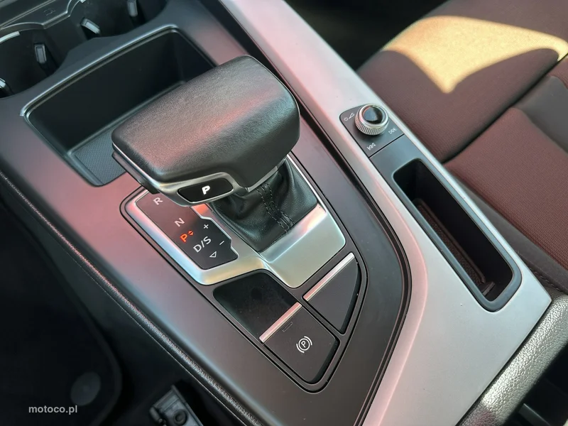 Audi A4 B9 27