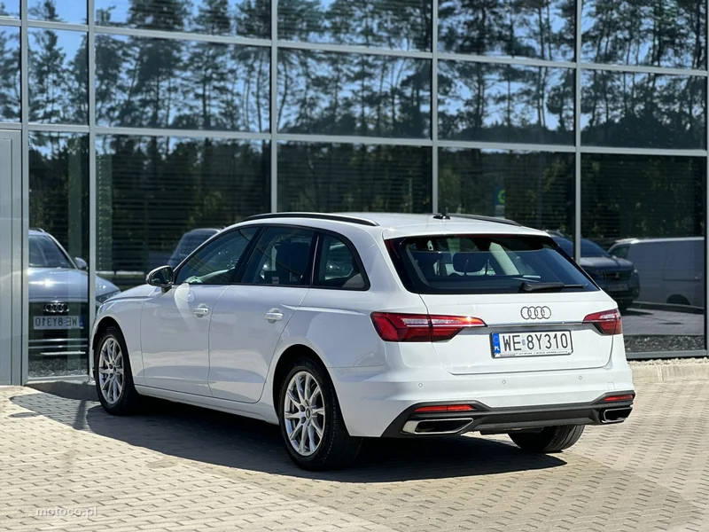 Audi A4 B9 6