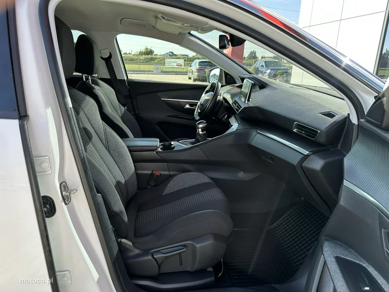 Peugeot 5008 14