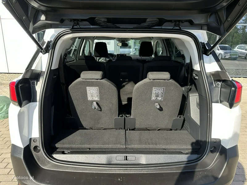 Peugeot 5008 28