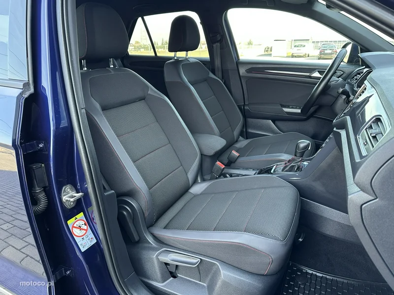 Volkswagen T-Roc A1 17