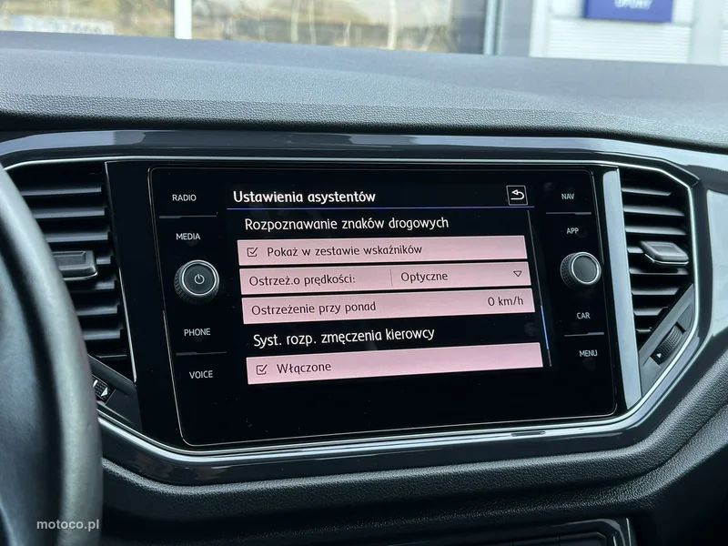 Volkswagen T-Roc A1 25