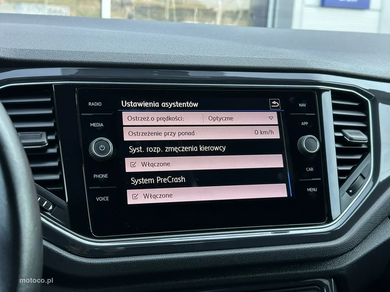Volkswagen T-Roc A1 26
