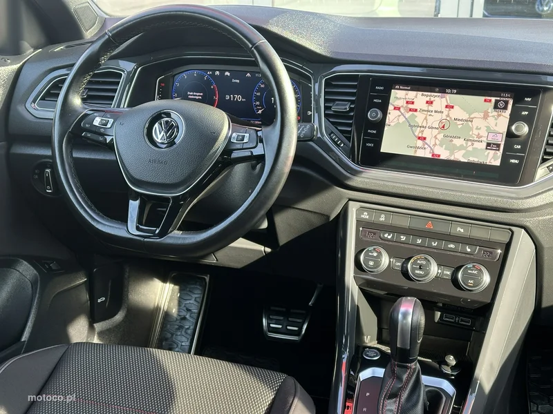 Volkswagen T-Roc A1 10
