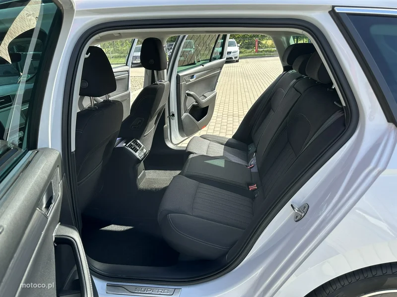 Skoda Superb III 12