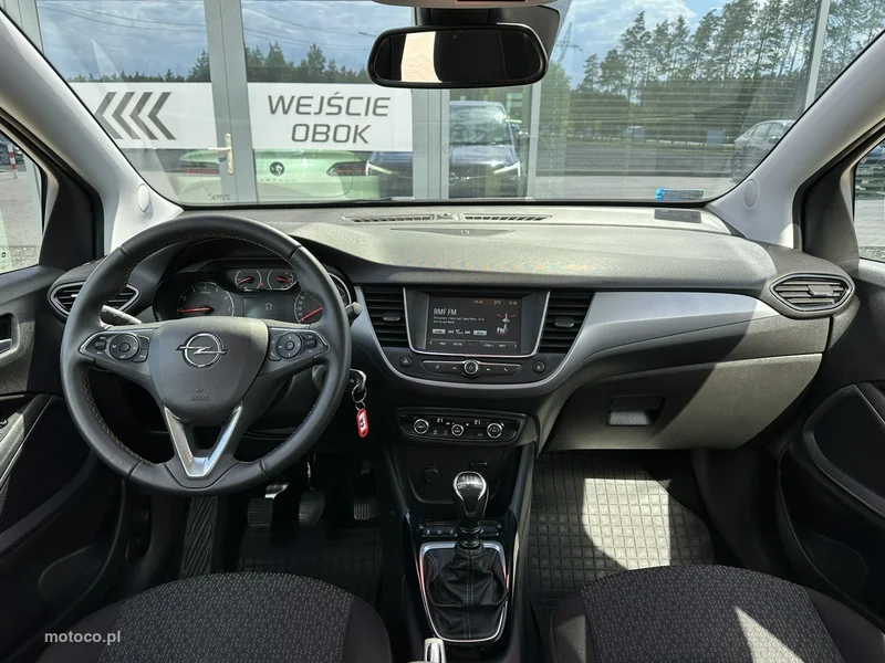 Opel Crossland X 9