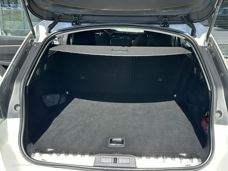 Peugeot 508 32