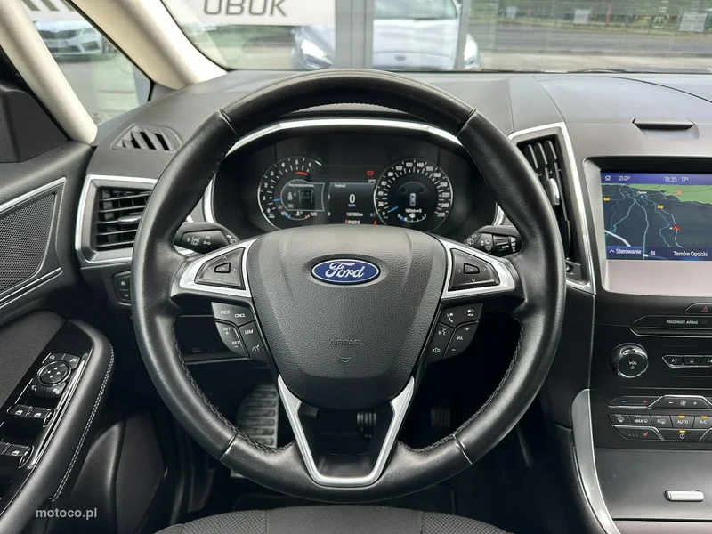 Ford S-Max II 14