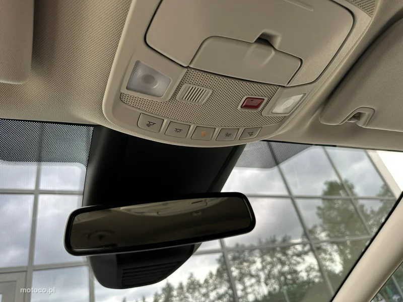 Ford S-Max II 27