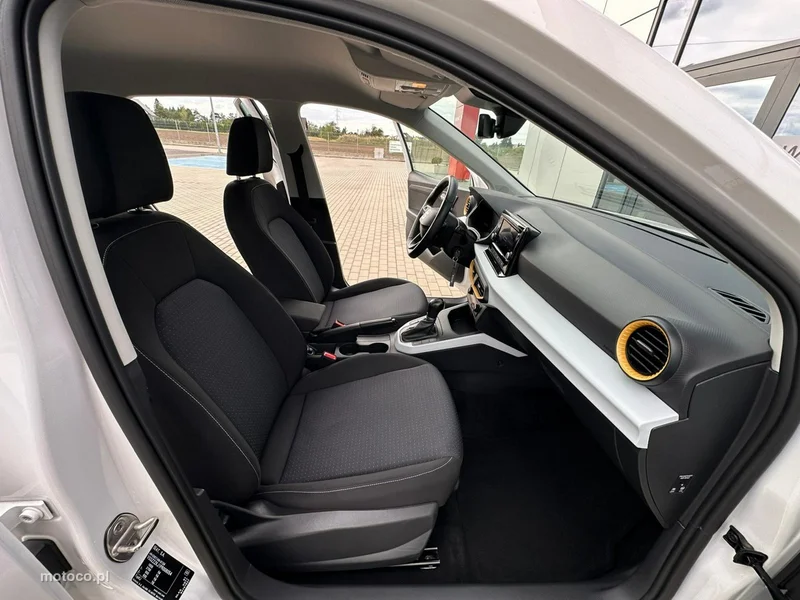 Seat Arona 13