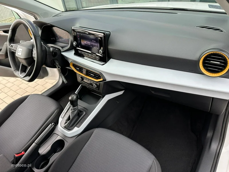 Seat Arona 14