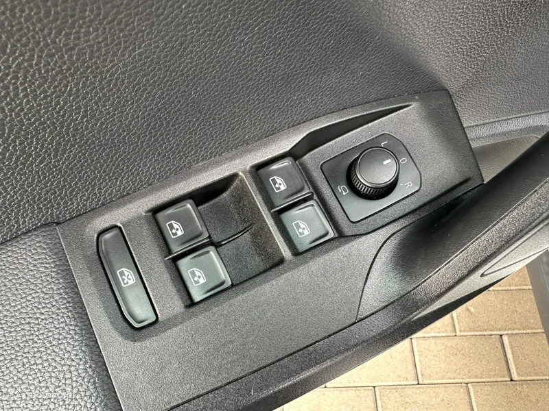 Seat Arona 15