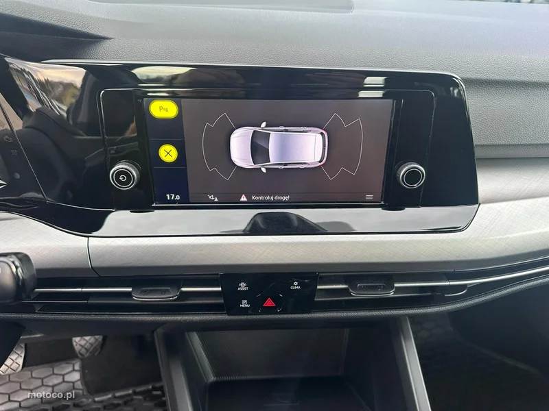 Volkswagen Golf VIII 22