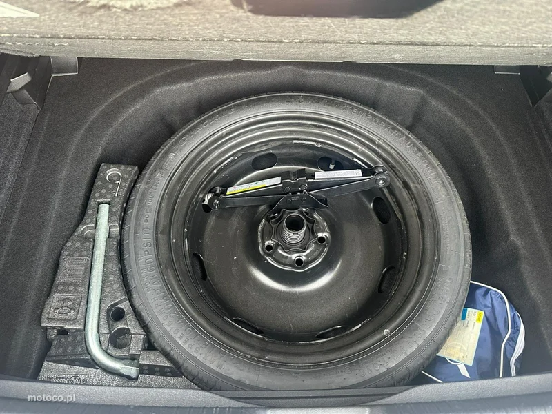 Volkswagen Golf VIII 27