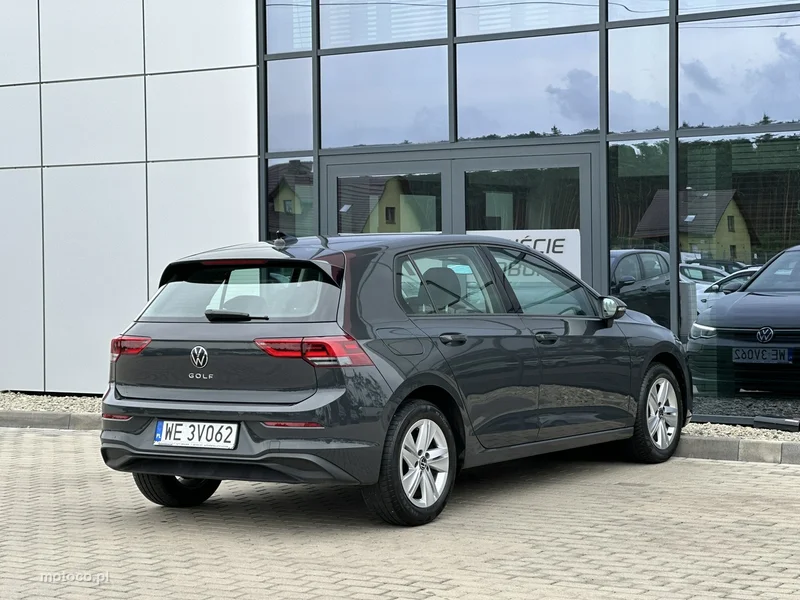 Volkswagen Golf VIII 7