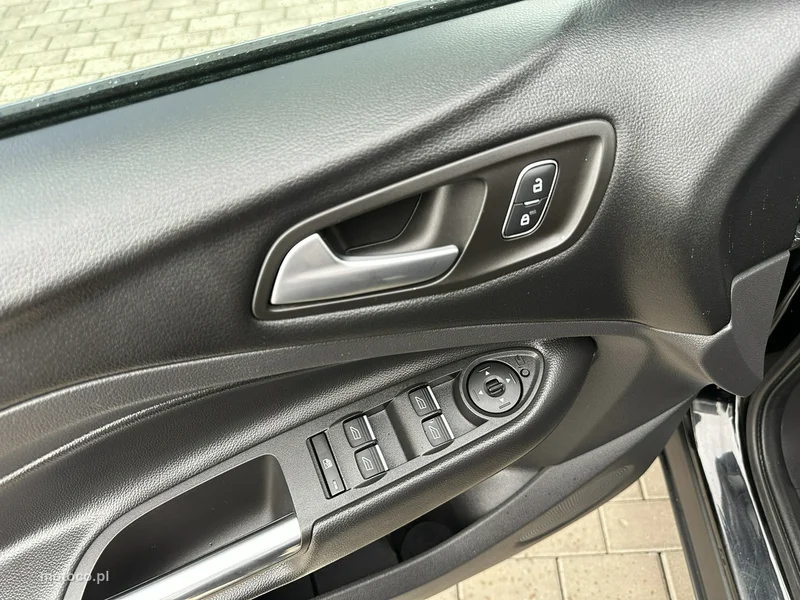 Ford Kuga II 15