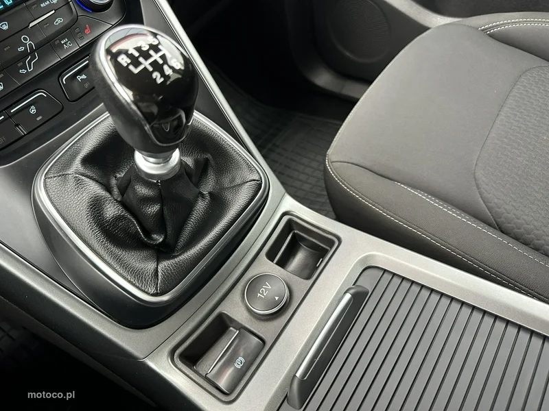 Ford Kuga II 27