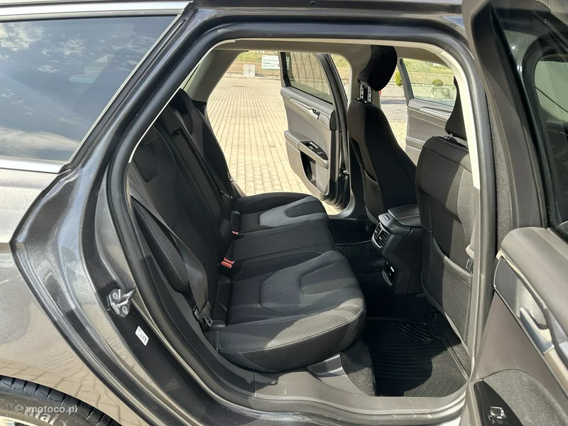 Ford Mondeo SW 13